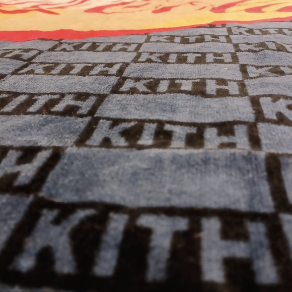 🌟Brand New w/ Tags🌟 KITH x Coca-Cola Mountains Towel - Picture 6 of 7